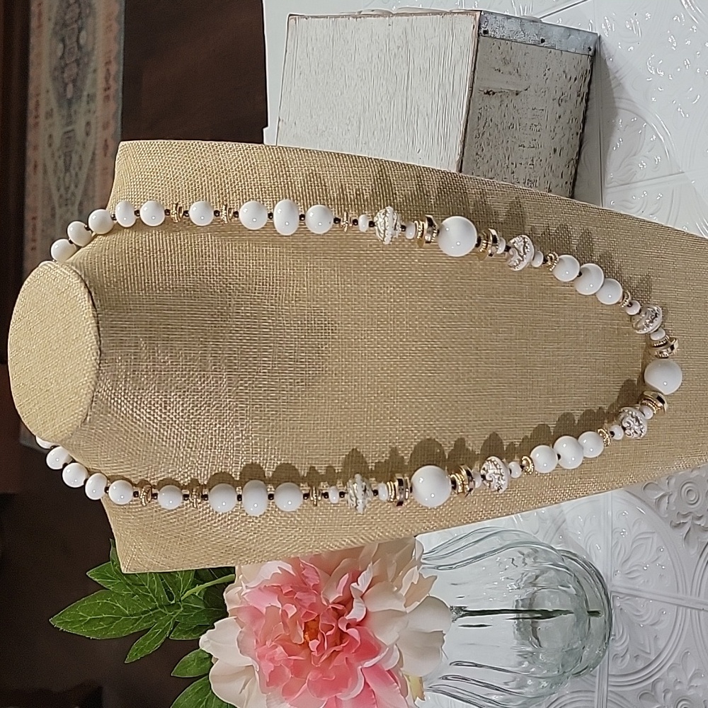Lucite White & Gold Ornate Beaded Chunky Statement Necklace